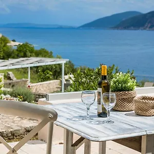  Holiday home Martini Waterfront